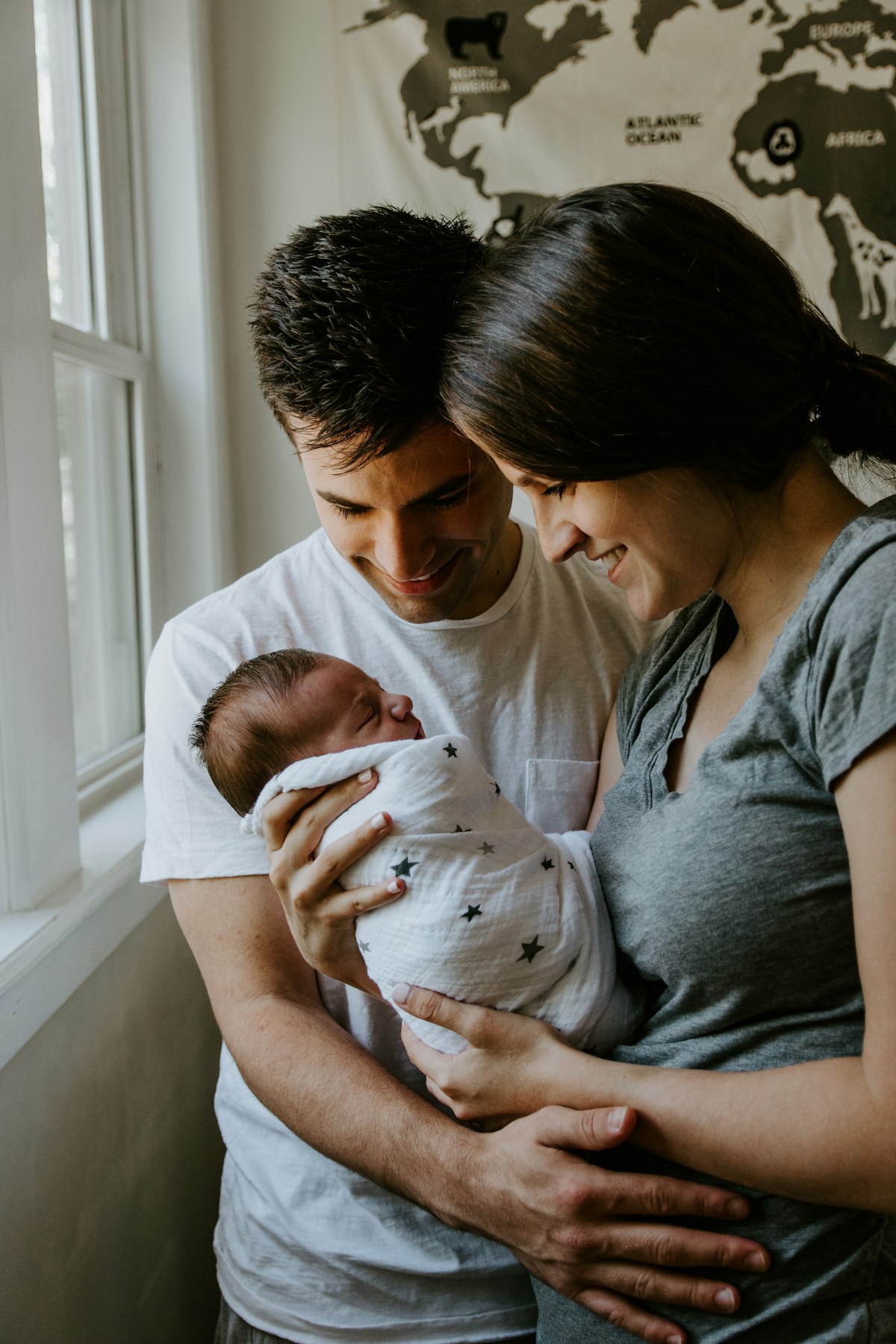 Família brasileira com bebê